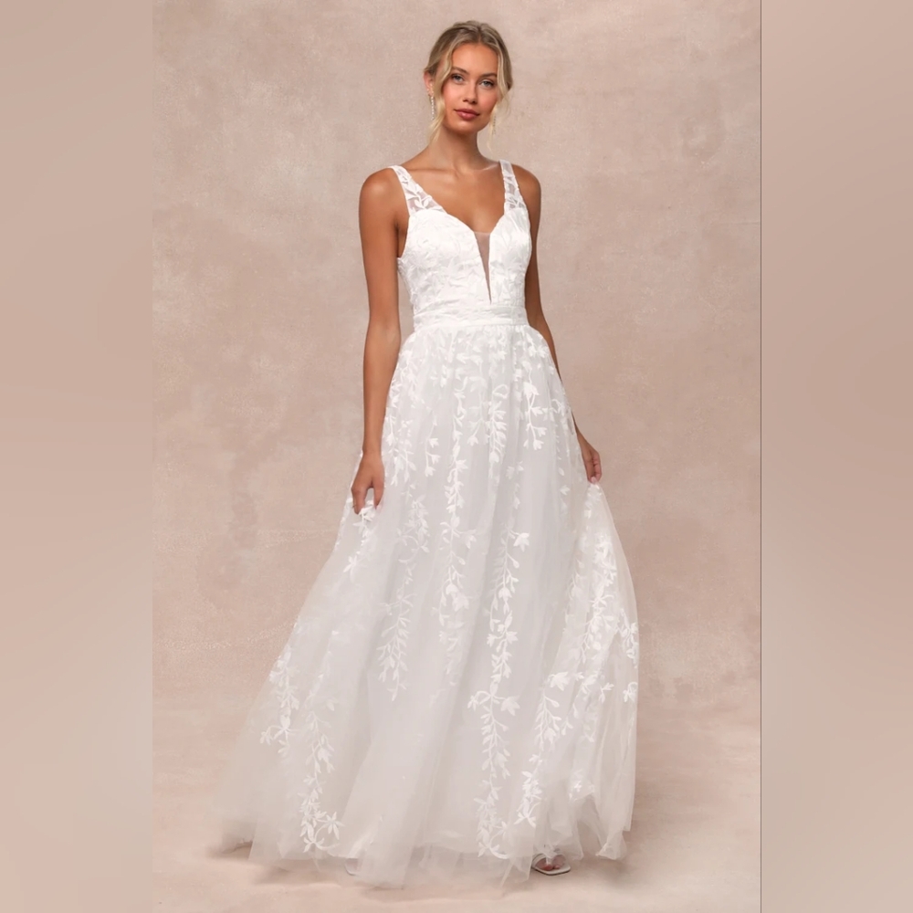 Lulu's Wedding Dress